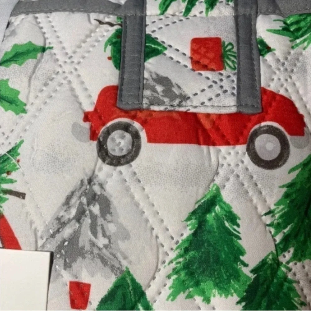 Martha Stewart King Reversible Christmas Truck Quilt w/tote+ shams NEW